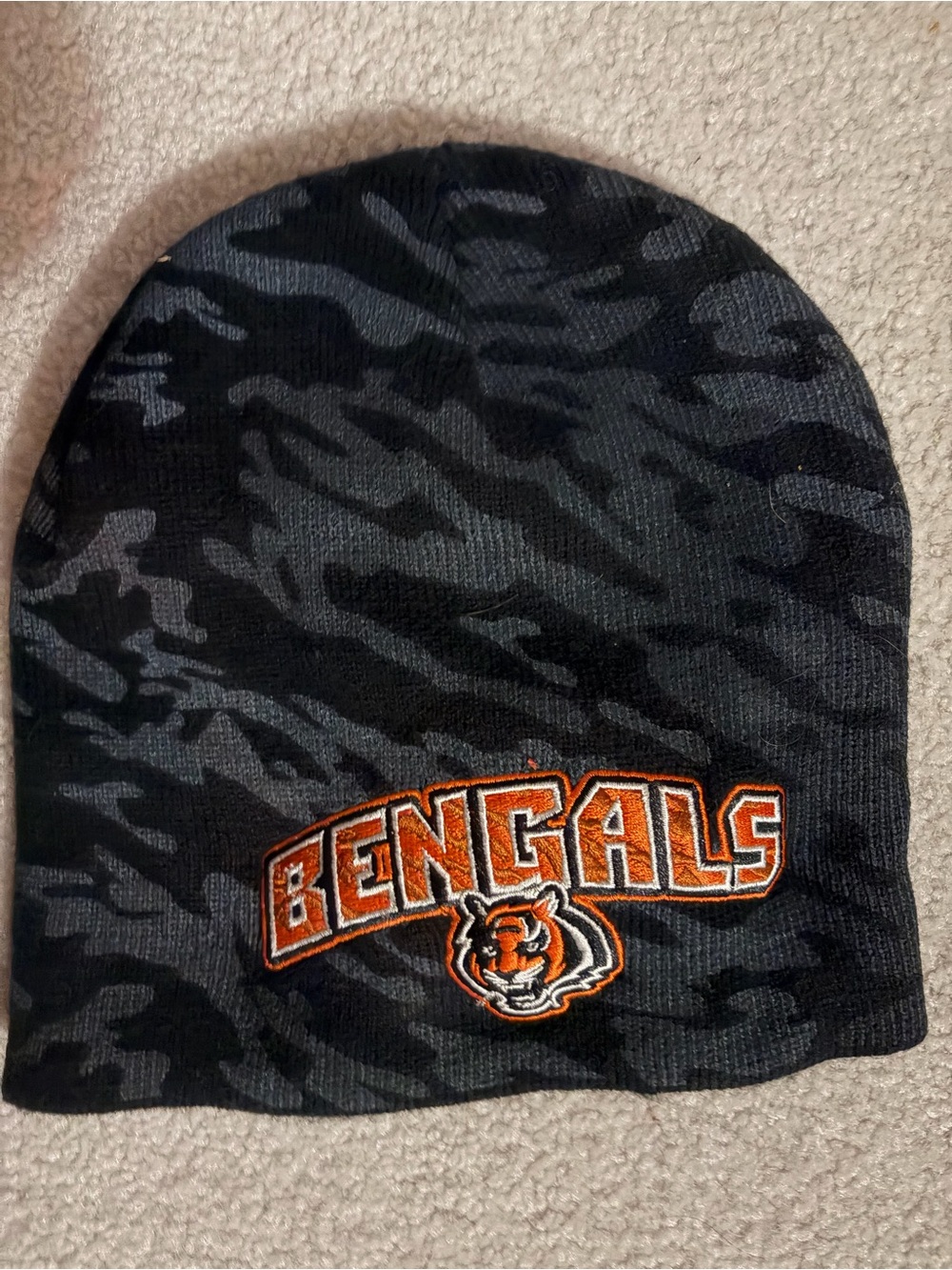 Cincinnati Bengals Black & Gray Camo Knit Beanie